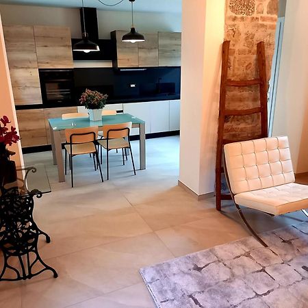 B&B La Dolce Vite Medea Екстер'єр фото